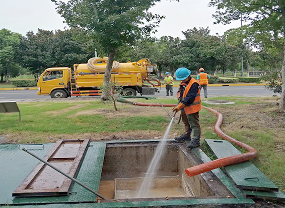 轮台化油池清理